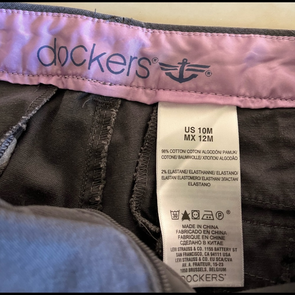 Dockers. - Picture 4 of 4